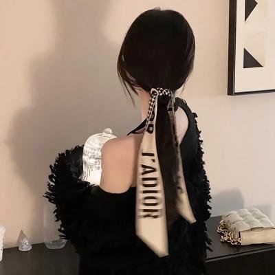 我们都无法成为大人